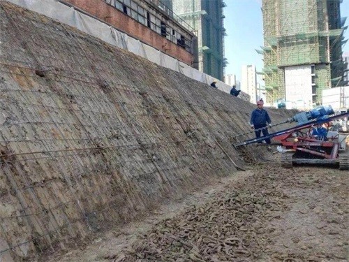 双江建筑边坡支护